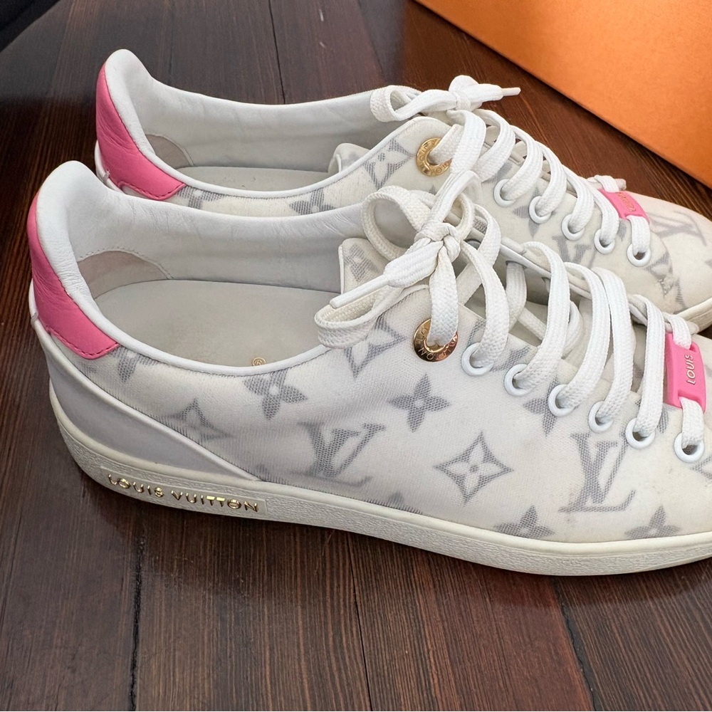 Louis Vuitton White and Pink Monogram Sneakers - Picture 4 of 8